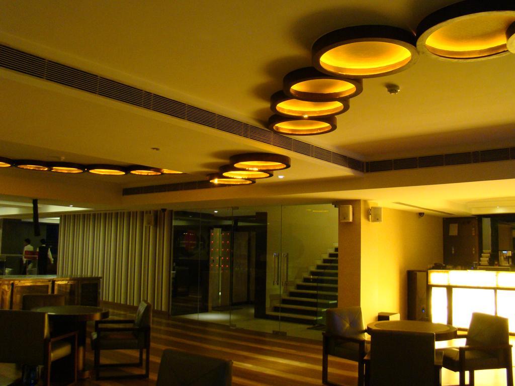 Hotel The Madison Nové Dillí Exteriér fotografie